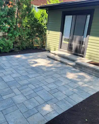 Terrasement sur la Rive-Sud.